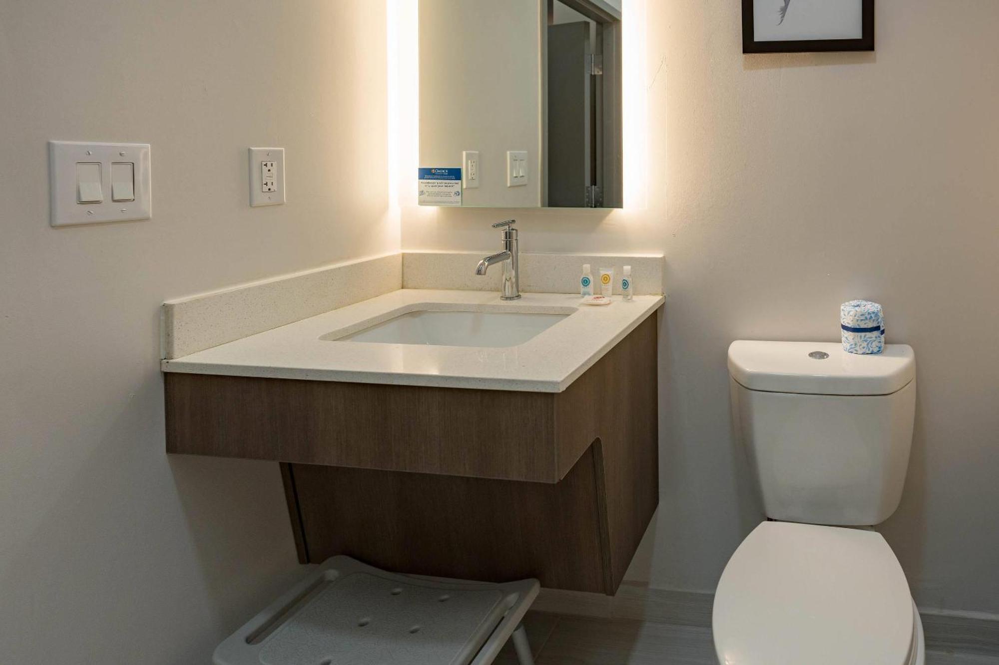 Comfort Inn & Suites River City Decatur Eksteriør billede