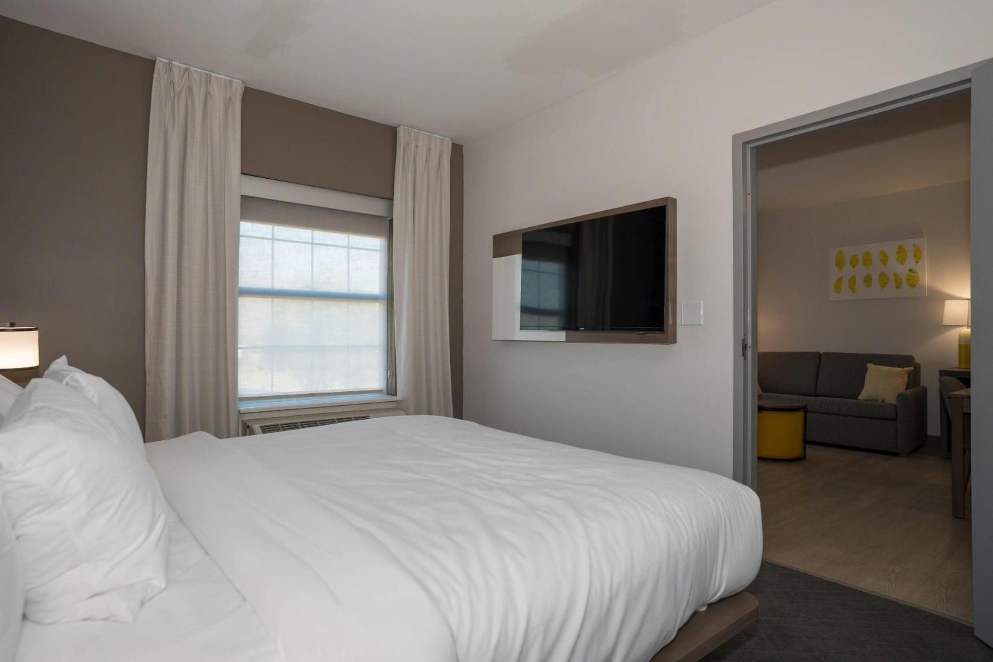Comfort Inn & Suites River City Decatur Eksteriør billede